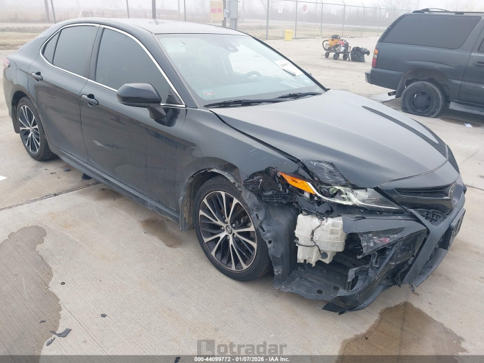 Toyota Camry 2018 VIN 4T1B11HK2JU038935