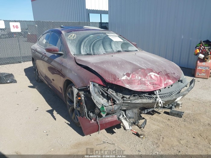 Chrysler 200 2015 VIN 1C3CCCBGXFN551536