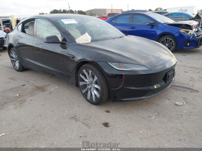 Tesla Model 3 2024 5YJ3E1EB2RF794562
