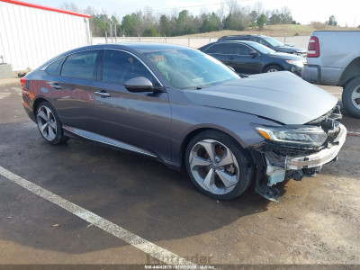 Honda Accord 2018 1HGCV2F93JA034673