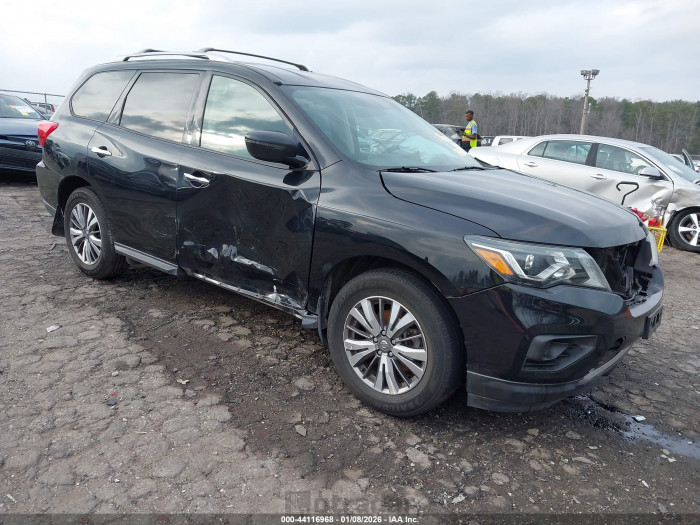 Nissan Pathfinder 2019 VIN 5N1DR2MN7KC635092