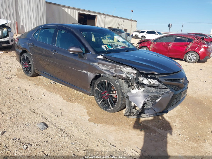 Toyota Camry 2018 VIN 4T1B61HK7JU093690