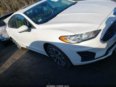 Ford Fusion 2019 3FA6P0T93KR227983