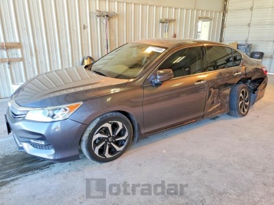 Honda Accord 2017 1HGCR3F88HA020442