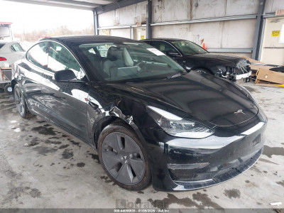 Tesla Model 3 2023 5YJ3E1EA6PF644894