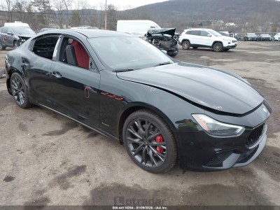 Maserati Ghibli 2020 ZAM57YTS3L1350388