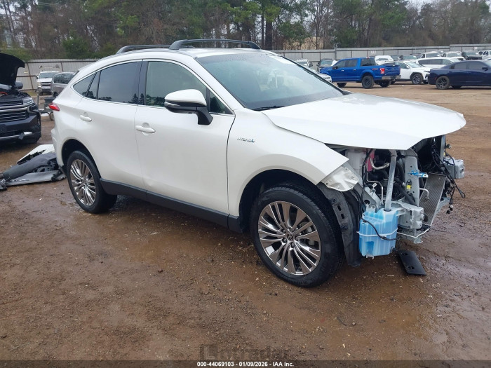 Toyota Venza 2021 VIN JTEAAAAH1MJ009247