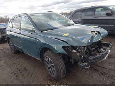 Volkswagen Tiguan 2020 3VV2B7AX8LM103631