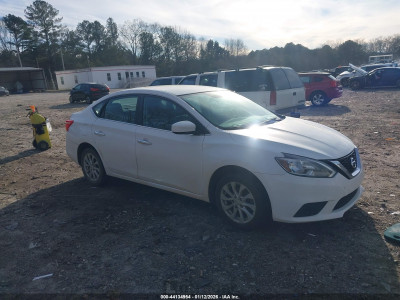 Nissan Sentra 2019 3N1AB7AP5KY365529