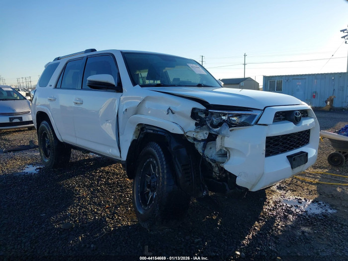 Toyota 4runner 2019 VIN JTEBU5JR4K5673415