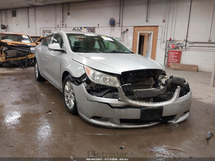 Buick Lacrosse 2012 VIN 1G4GD5ER8CF305363
