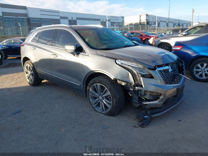 Cadillac Xt5 2022 VIN 1GYKNDRS8NZ101001