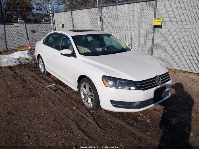Volkswagen Passat 2014 VIN 1VWBT7A33EC087106