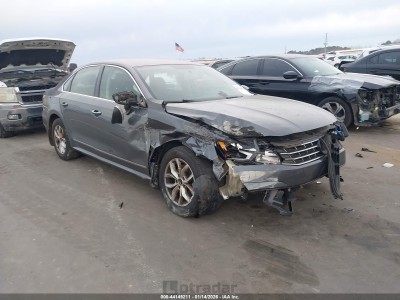 Volkswagen Passat 2016 1VWAT7A39GC037471