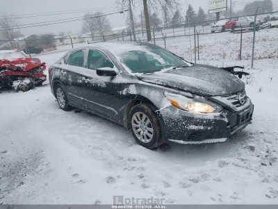 Nissan Altima 2017 1N4AL3AP3HC248865