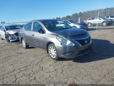 Nissan Versa 2017 3N1CN7AP3HL881295