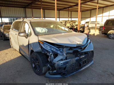 Toyota Sienna 2024 5TDCSKFC2RS133227