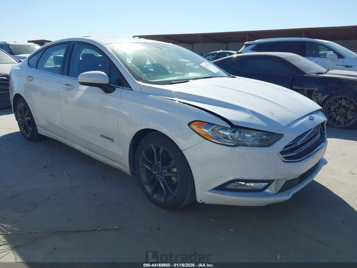 Ford Fusion 2018 VIN 3FA6P0LUXJR269425