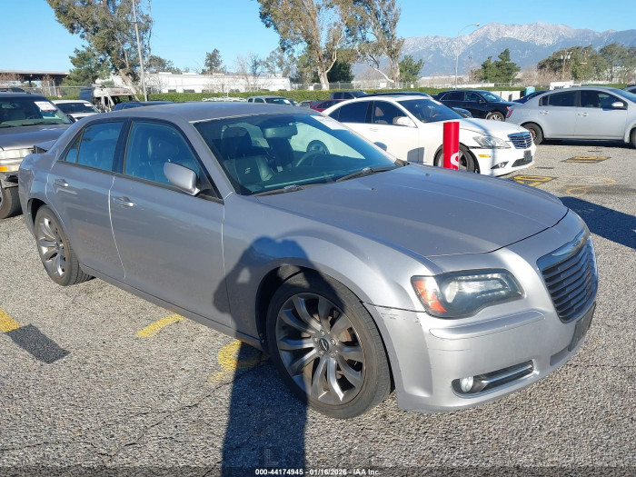Chrysler 300 2014 VIN 2C3CCABG9EH261011