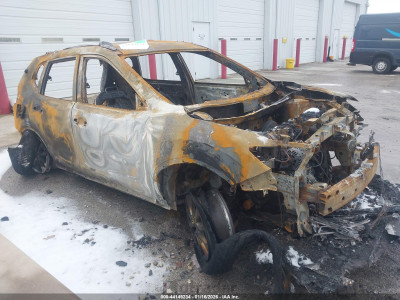 Nissan Rogue 2018 KNMAT2MT3JP503719
