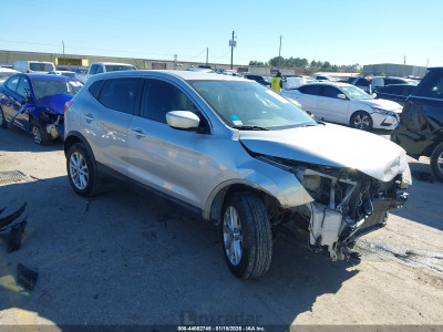 Nissan Rogue 2019 JN1BJ1CP4KW525182