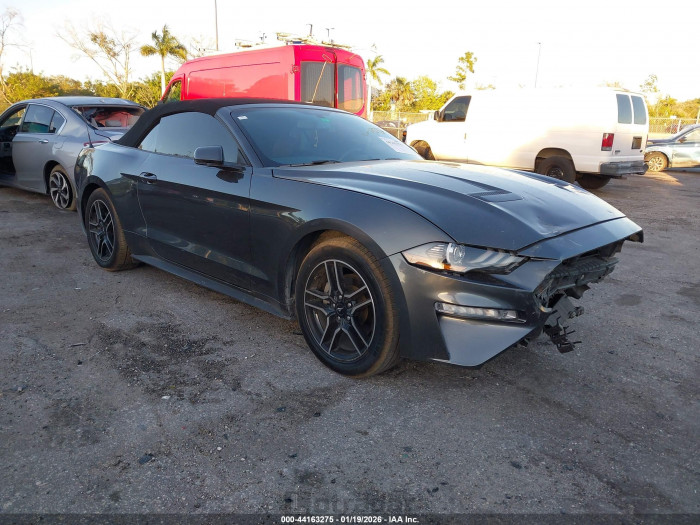 Ford Mustang 2020 VIN 1FATP8UH7L5184597