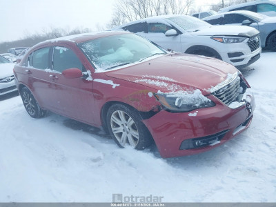 Chrysler 200 2013 1C3CCBCG9DN555521