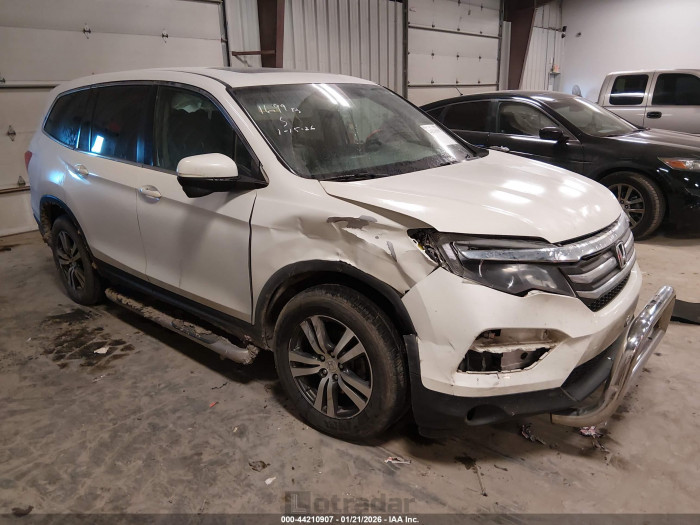 Honda Pilot 2018 VIN 5FNYF6H71JB002557