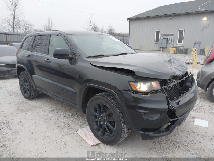 Jeep Grand cherokee 2018 VIN 1C4RJFAG9JC360192