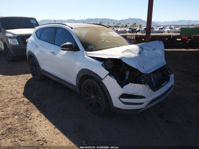 Hyundai Tucson 2017 KM8J33A28HU546414