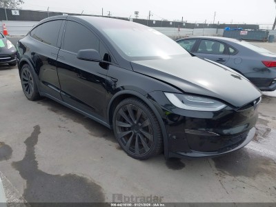Tesla Model x 2022 VIN 7SAXCBE54NF328636