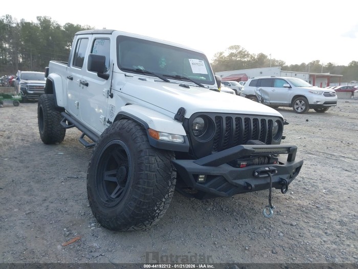 Jeep Gladiator 2020 VIN 1C6JJTAG3LL211993