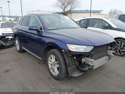 Audi Q5 2022 WA1GAAFY4N2102020