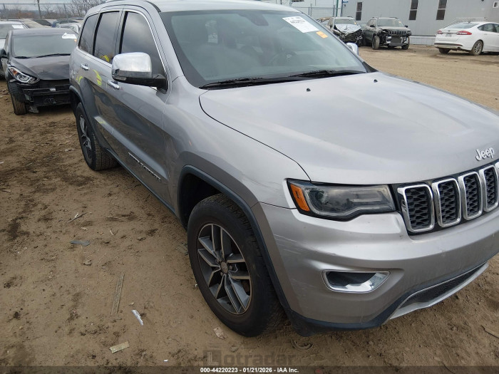 Jeep Grand cherokee 2017 VIN 1C4RJEBG2HC669022