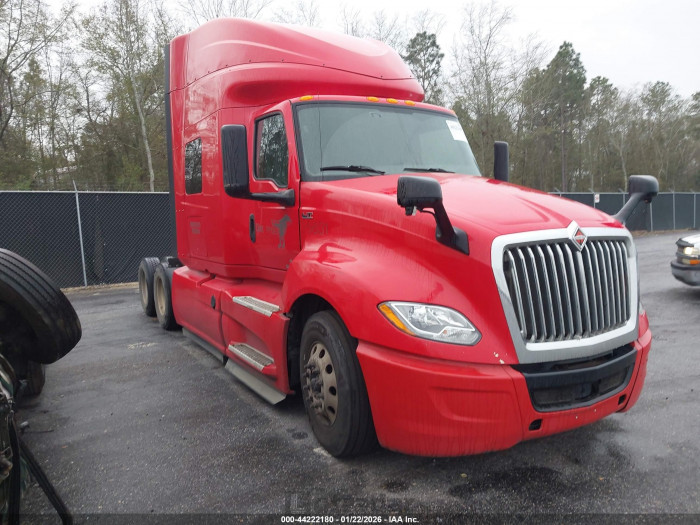 International   2019 VIN 3HSDZAPR2KN067993