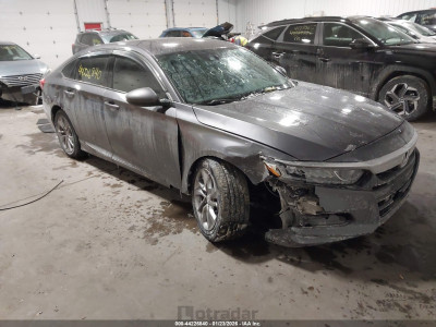 Honda Accord 2018 1HGCV1F15JA153636