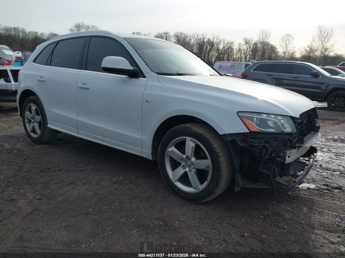 Audi Q5 2012 VIN WA1DKAFP7CA068178