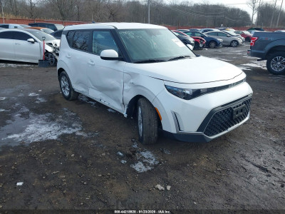 Kia Soul 2023 KNDJ23AU6P7844028