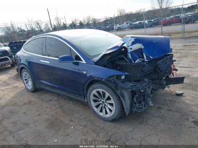 Tesla Model x 2021 5YJXCDE29MF321680