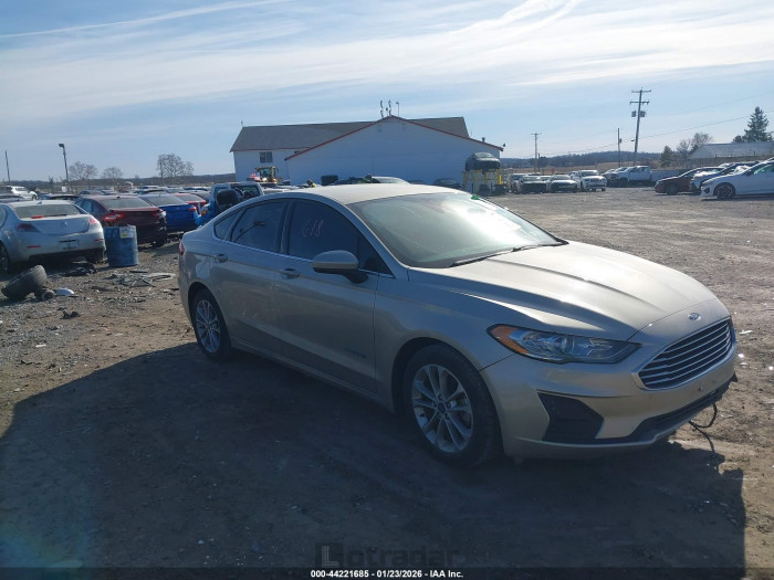 Ford Fusion 2019 VIN 3FA6P0LU0KR157508