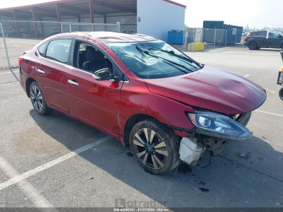Nissan Sentra 2018 3N1AB7AP5JY320041