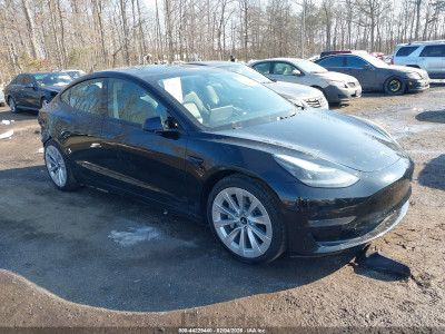 Tesla Model 3 2021 5YJ3E1EA4MF070324
