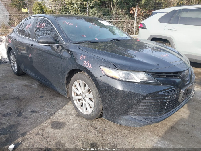 Toyota Camry 2018 VIN 4T1B11HK6JU017084