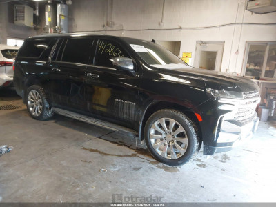 Chevrolet Suburban 2022 1GNSKFKL9NR139731