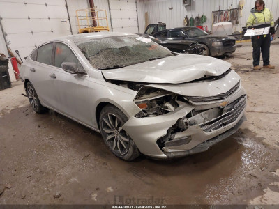 Chevrolet Malibu 2018 1G1ZD5ST8JF269239
