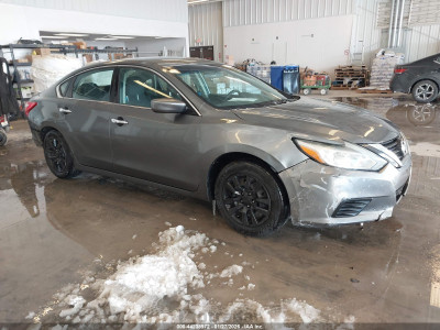 Nissan Altima 2017 1N4AL3AP0HN321386