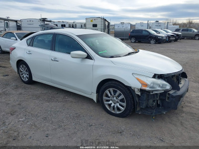 Nissan Altima 2015 1N4AL3AP8FN391988