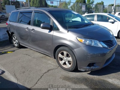 Toyota Sienna 2013 5TDKK3DC1DS285884