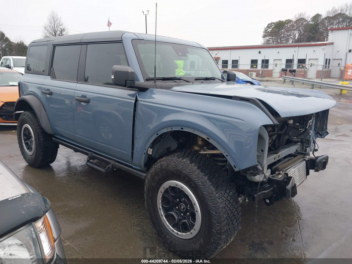 Ford Bronco 2023 VIN 1FMEE5DP9PLC13383