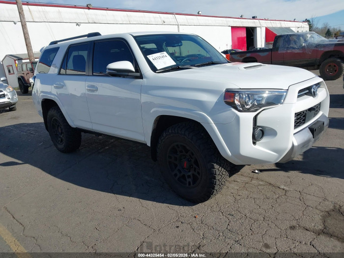 Toyota 4runner 2024 VIN JTERU5JR0R6269790